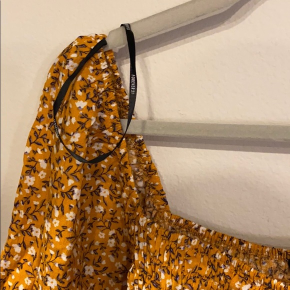 NWT Forever21 Woven Top 🔆 - Picture 3 of 6